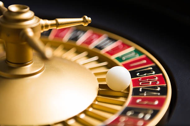 slot7777 mobile app showing live casino tables and sportsbook markets